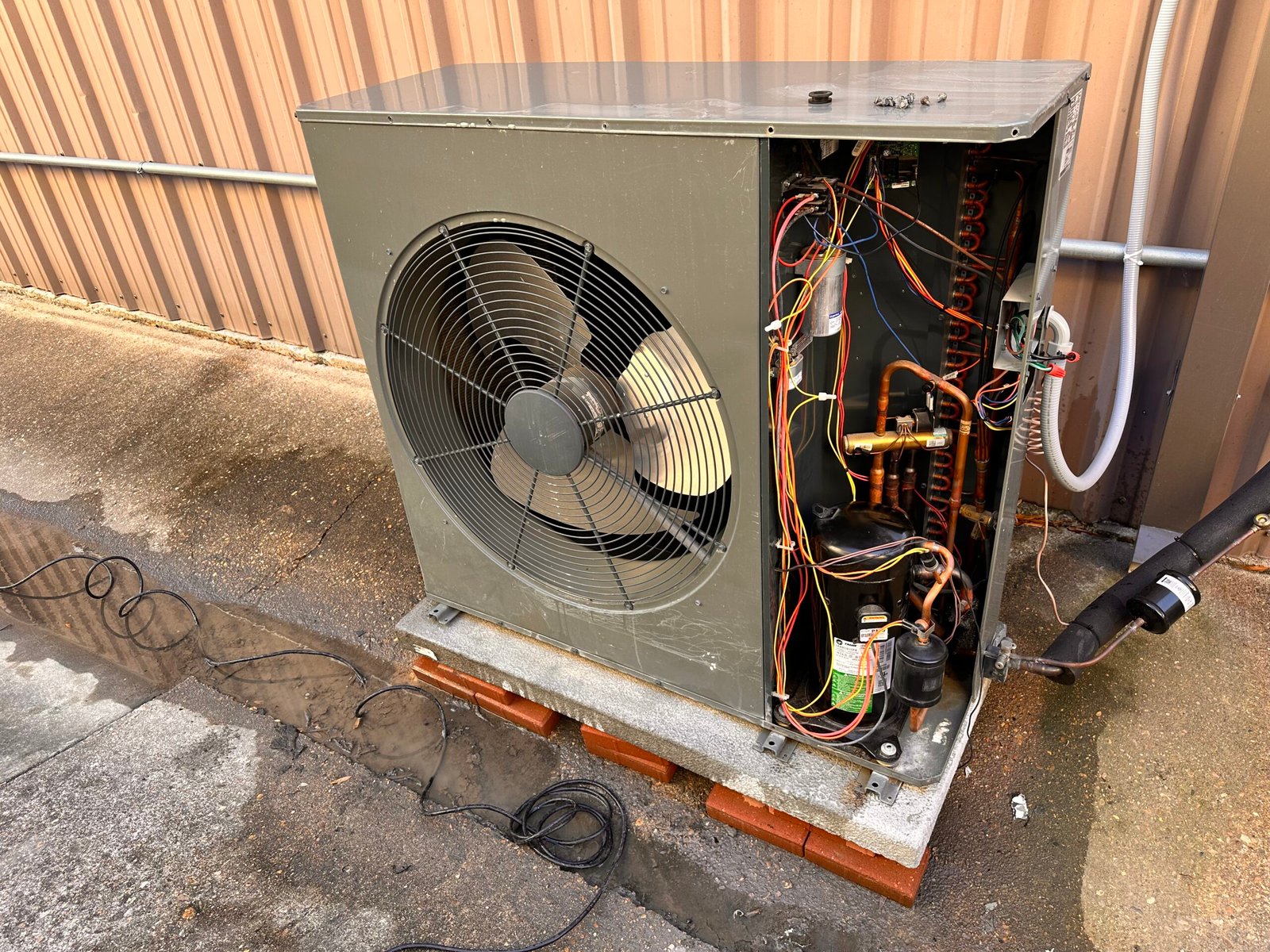 HVAC Service Call in Houston